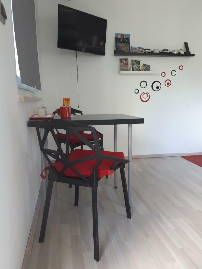 Studio Apartman Splash Pjescana Uvala Dış mekan fotoğraf